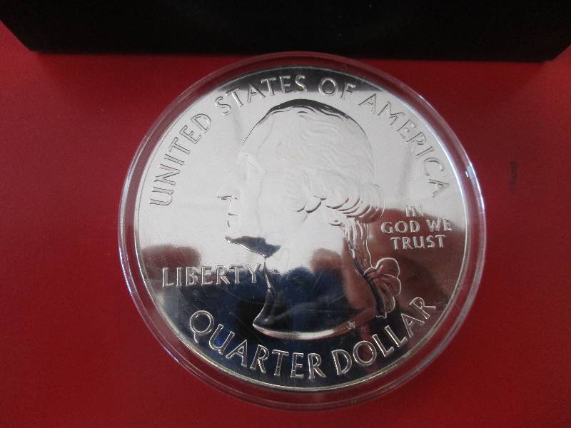 7. 2013 5 oz. Pure Silver America The Beautiful Maryland Ft. McHenry National Park. Beautiful bullion coin with original US mint box