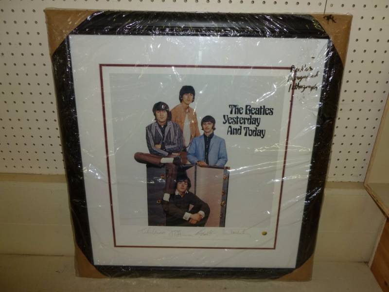 lot 7 image: Beatles Collectible