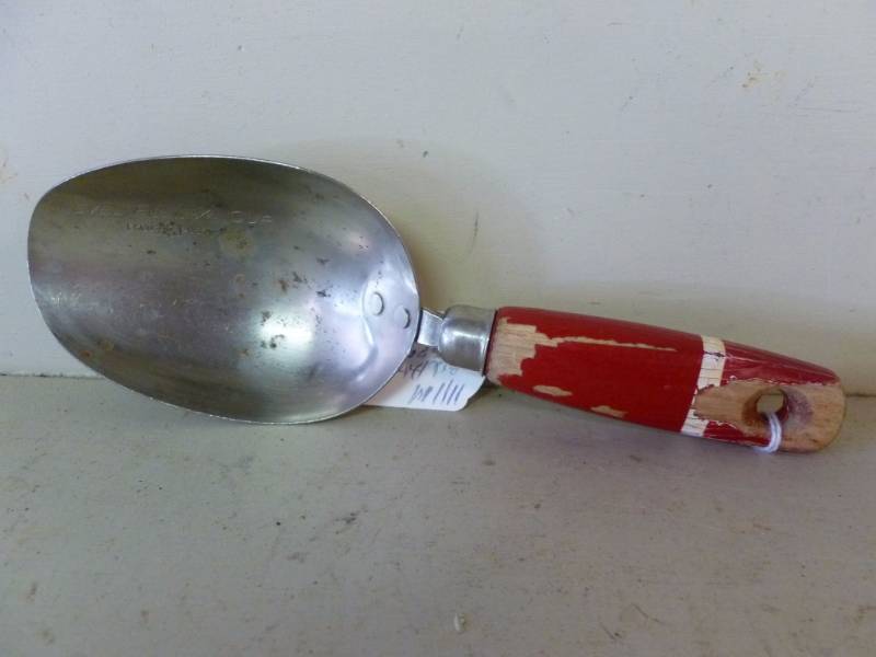 lot 43 image: Vintage Kitchen