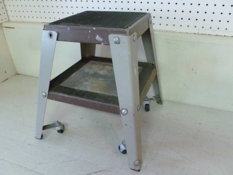 lot 55 image: Step Stool