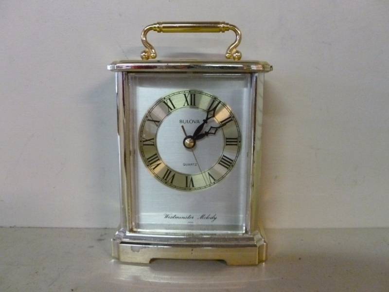 lot 64 image: Clock