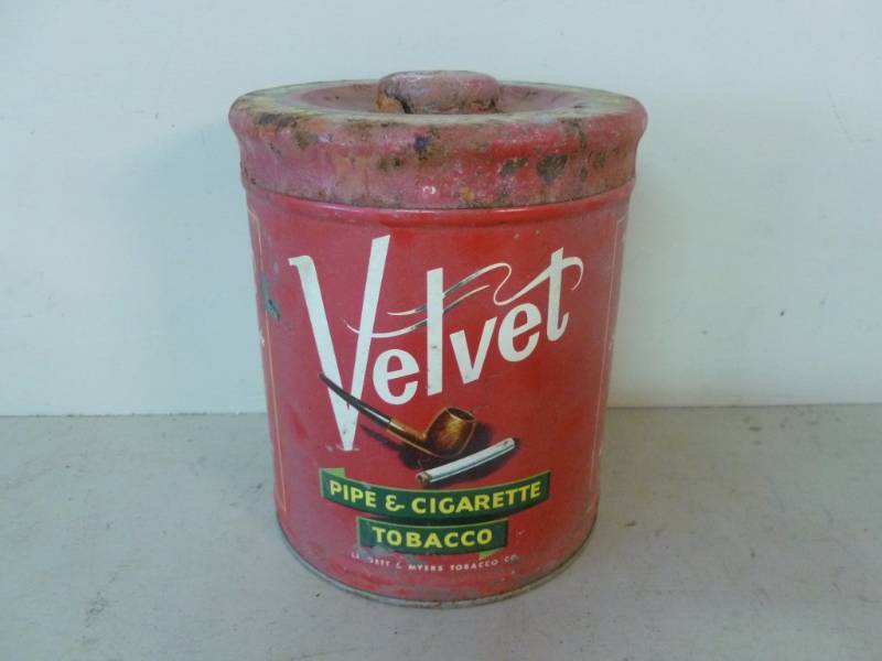 lot 90 image: Vintage Tobacco Can