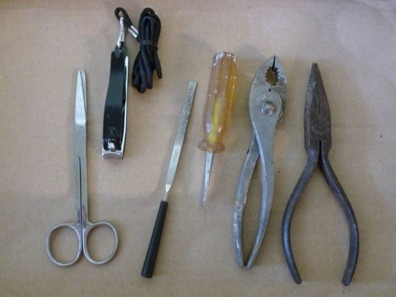 lot 121 image: Tools