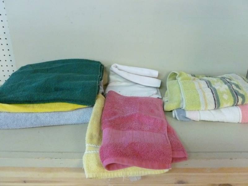lot 122 image: Towels