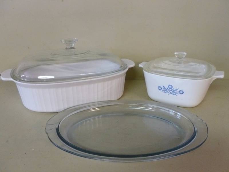 lot 140 image: Corning Ware