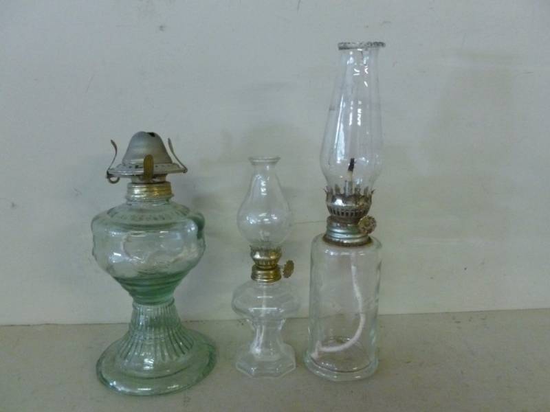 lot 149 image: Oil Lamps
