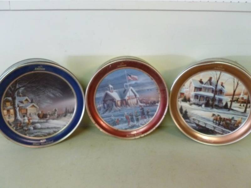 lot 158 image: Terry Redlin Containers