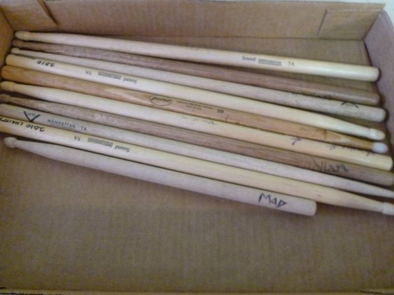 lot 279 image: Drum Sticks