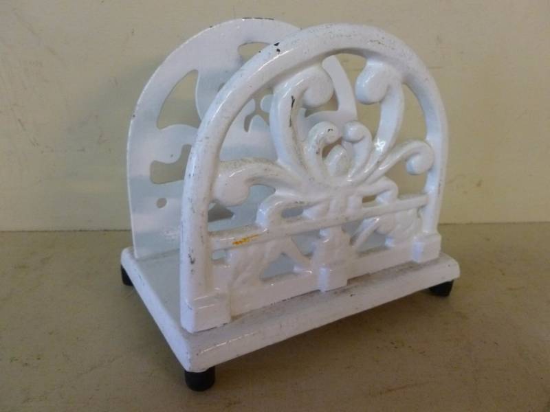 lot 296 image: Cast Iron Napkin Holder