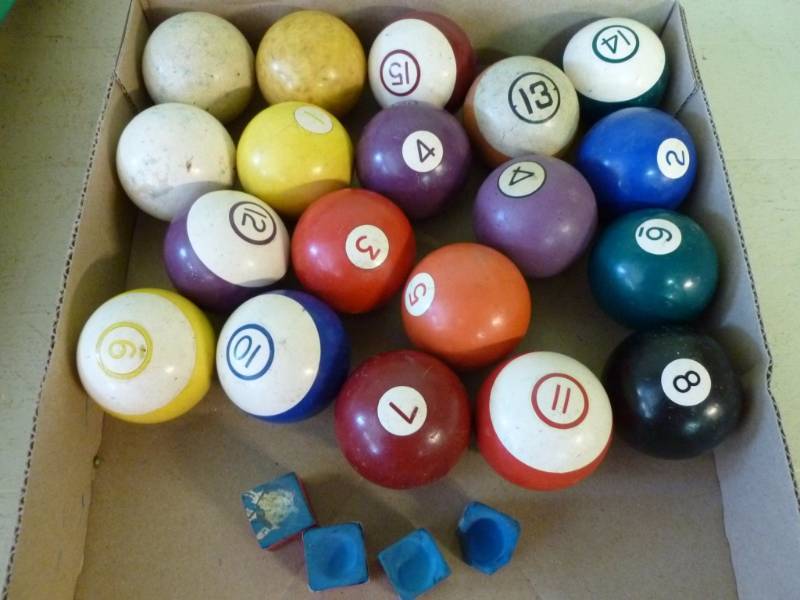 lot 301 image: Vintage Billiard Balls