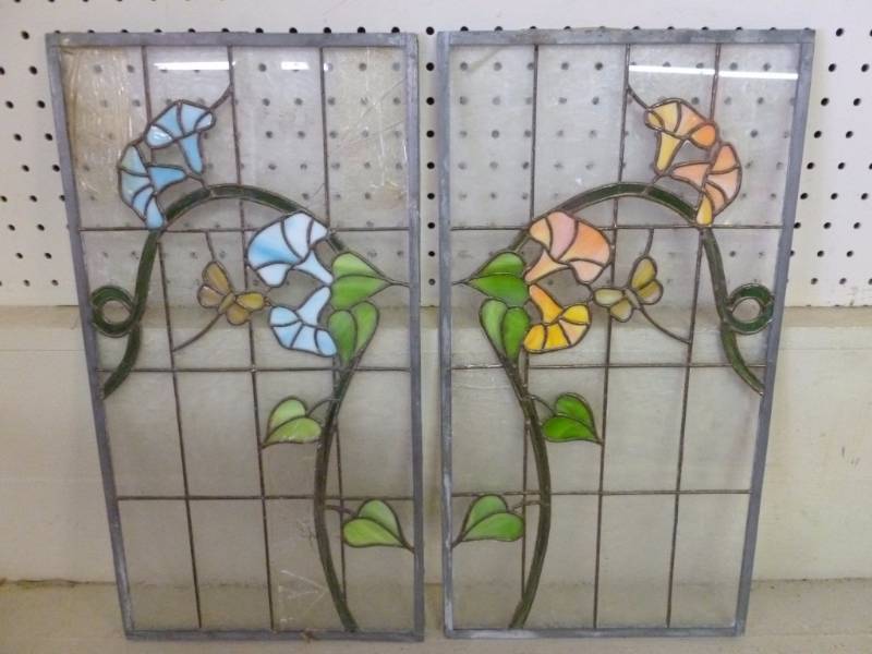 lot 330 image: Leaded Glass Windows