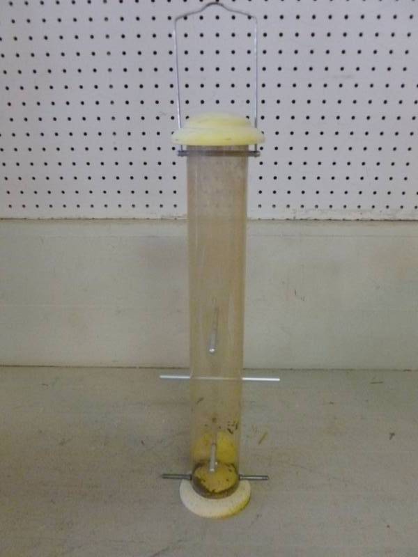 lot 332 image: Bird Feeder
