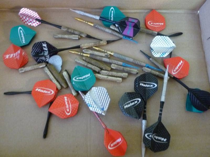 lot 339 image: Dart Accessories