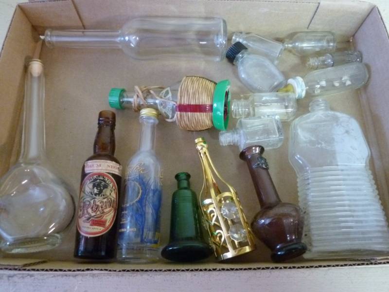 lot 345 image: Collector Bottles