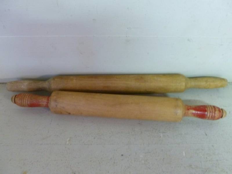 lot 347 image: Vintage Rolling Pin