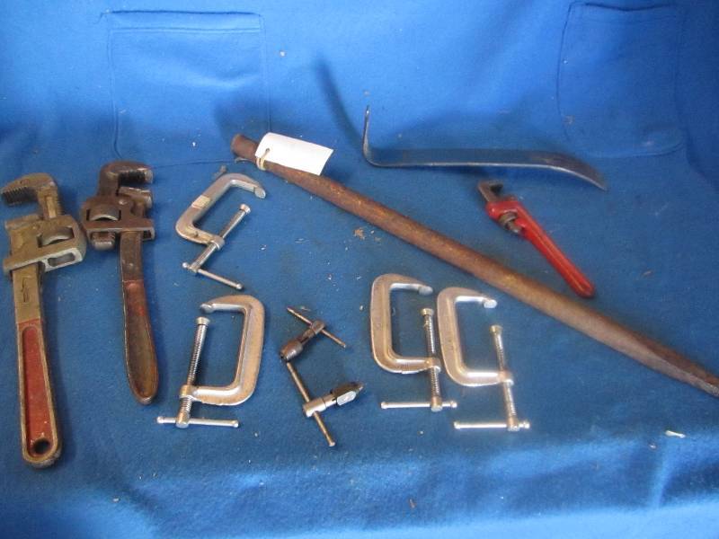 Steel post bar, clamps, pip wrenche...