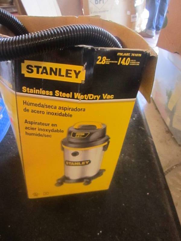 Standly stainless steel wetdry vac...
