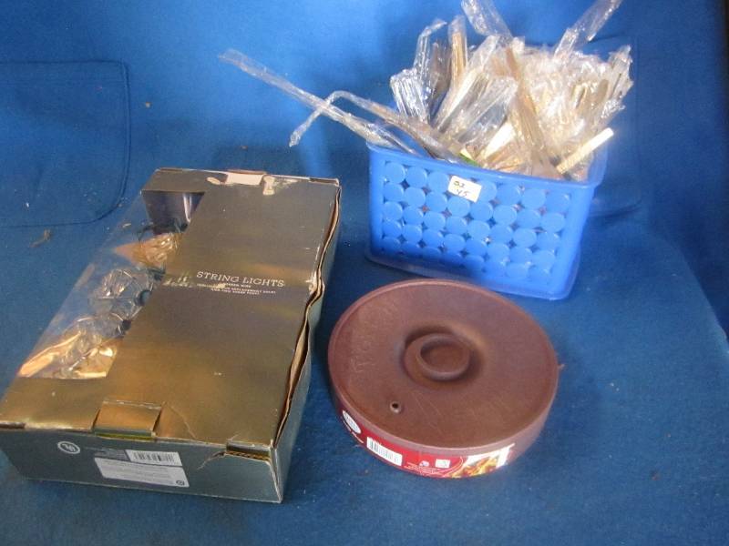 Large lot of forks, 7 tortilla wa...