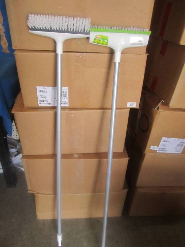 Scotch bright scrub brush with sque...