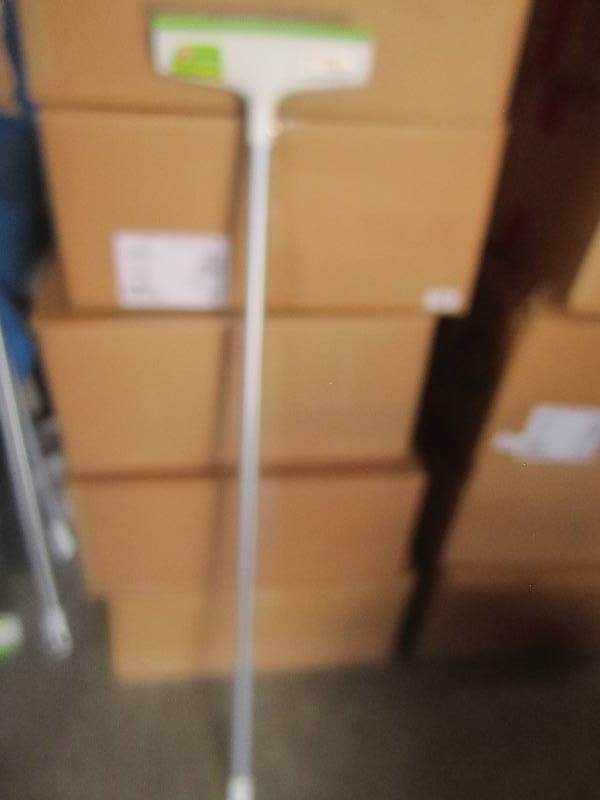 Scotch  bright scrub brush with squ...