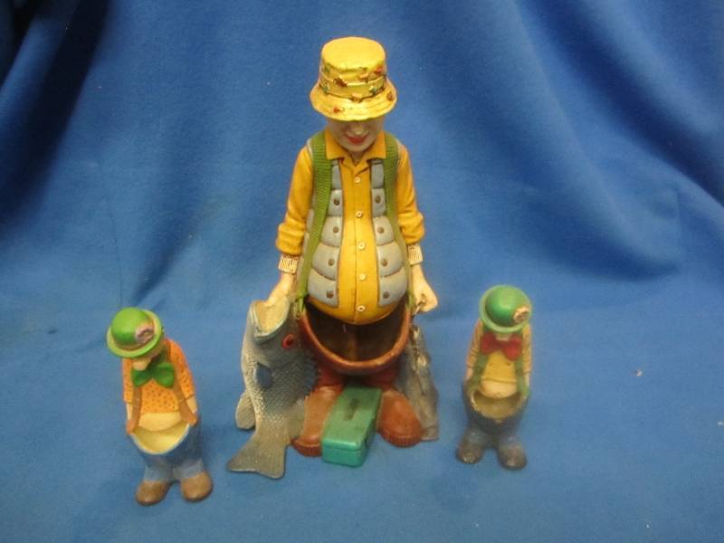 3 garden decoration figures ...