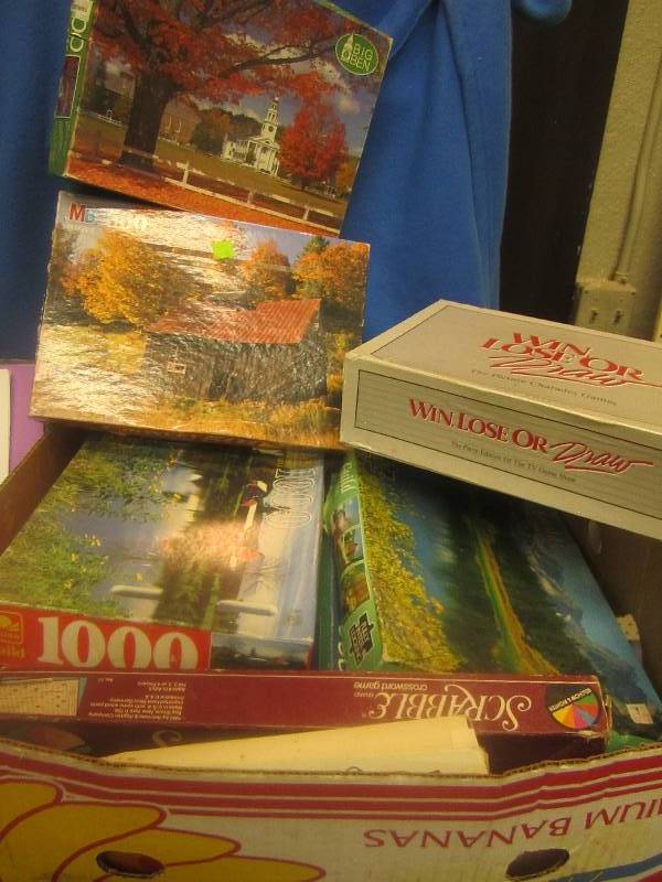 Box of puzzels ...