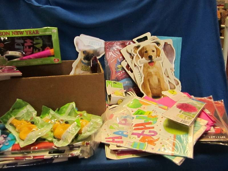 Huge lot of paper party products ...