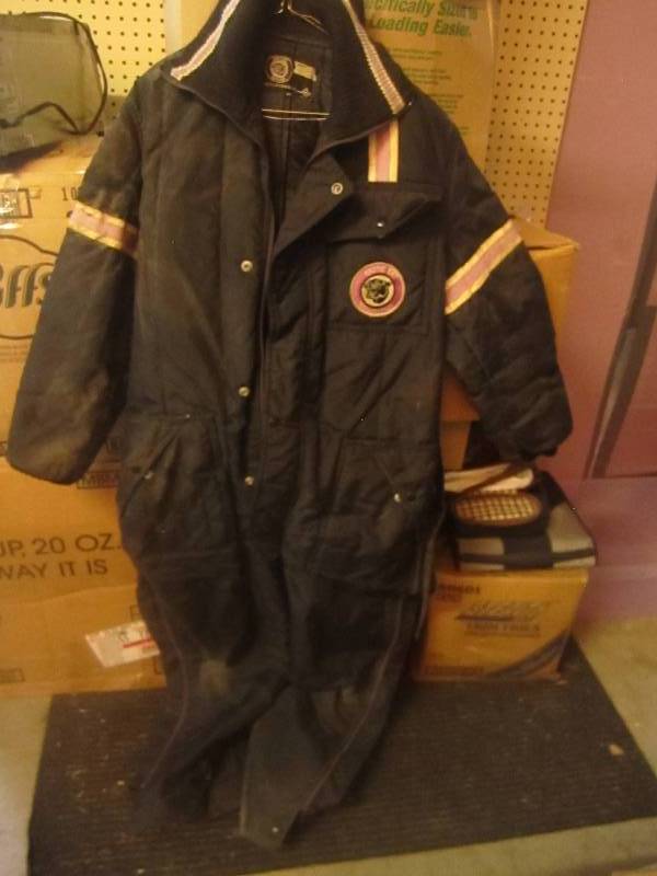 medium vintage artcic cat snow mobl...