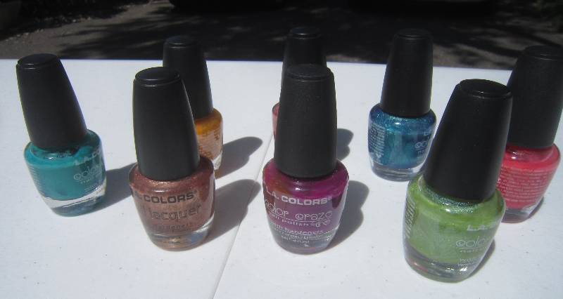 NEW -- BOX LOTS - GREAT FOR GARAGE SALES, FLEA MARKETS OR STORE-8 bottles of nail polish