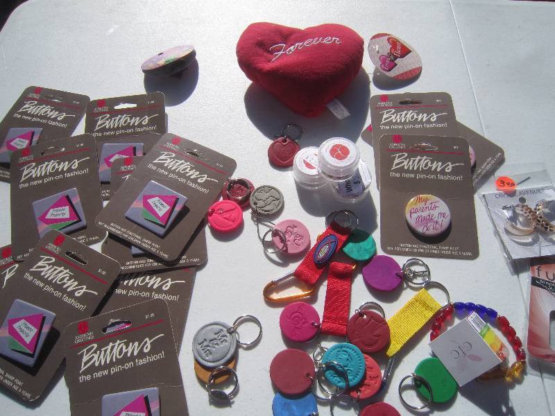 NEW -- BOX LOTS - GREAT FOR GARAGE SALES, FLEA MARKETS OR STORE