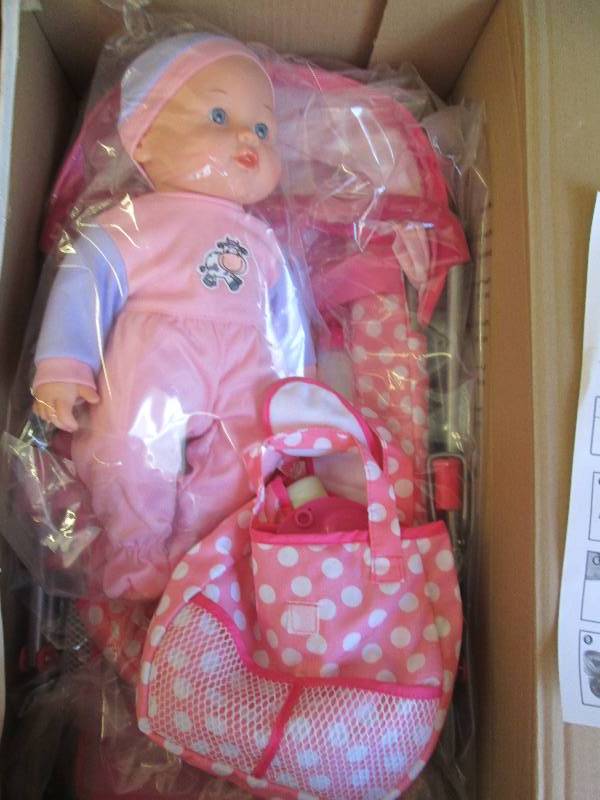 lot 5 image: Cozy Pram Doll Set Never out of box...
