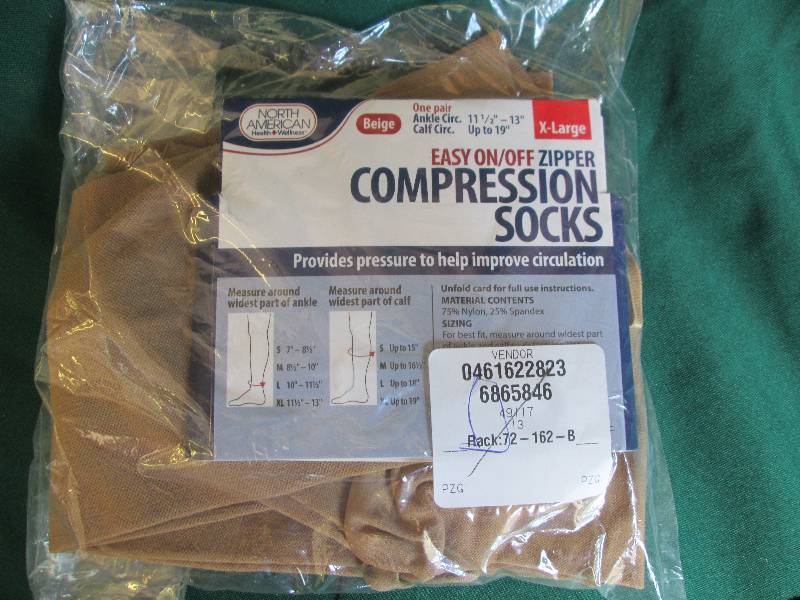 lot 37 image: X Large Compressin Socks  Easy onO...