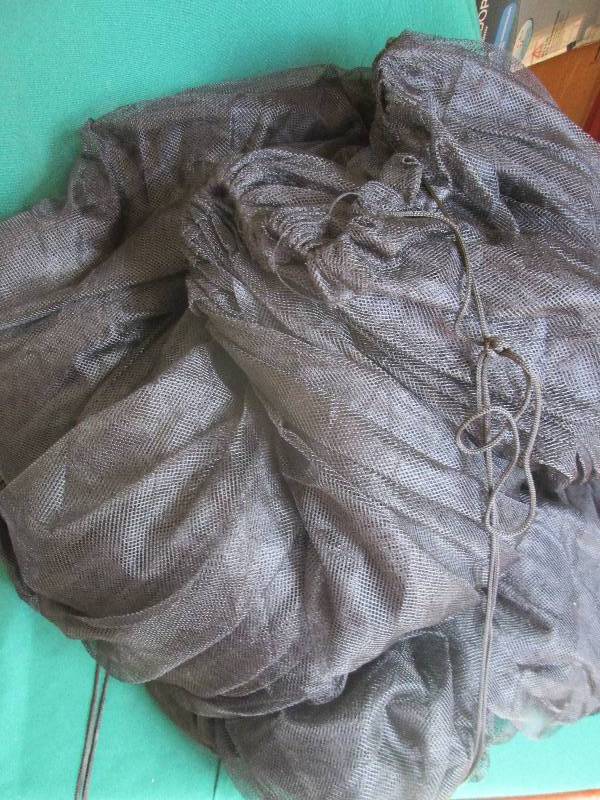 lot 42 image: Insect Net For over Patio Table Umb...