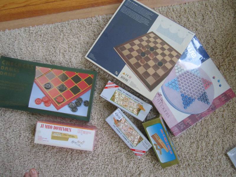 Mixed lot of board games chinese c...