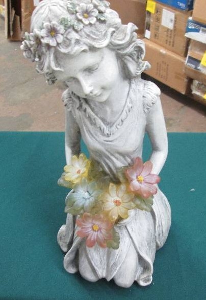 Secret Garden Solar Fairy Statue op...