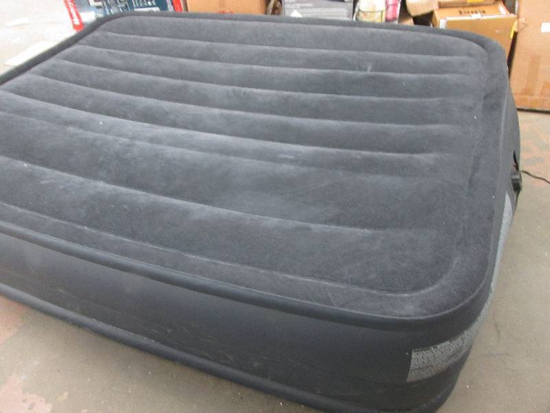 Rising Comfort Raised Queen Airbed ...