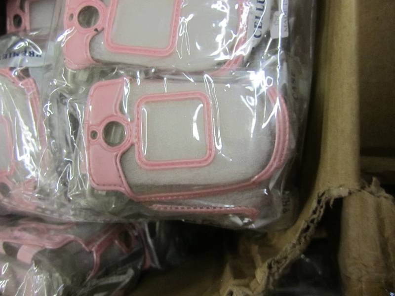 5 cases of assorted cell phone hold...