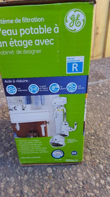 lot 21 image: General Electric GX1S50R Single Stage Drinking Water Filtration System