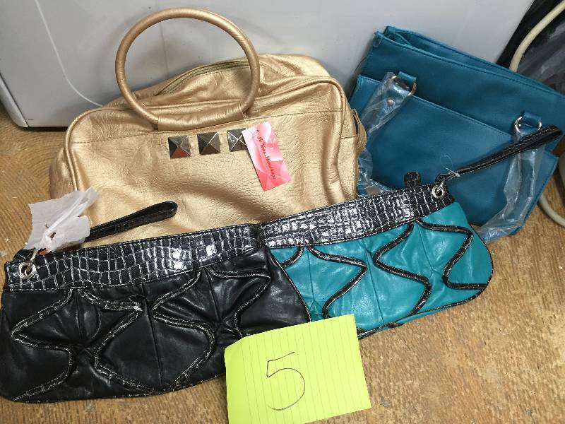 lot 5 image: Lot of 4 assorted handbags
