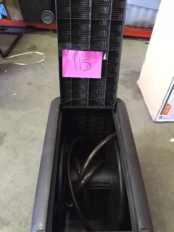 lot 115 image: Suncast Aquawinder Auto Rewind Hose Reel