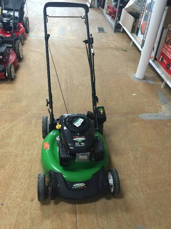lot 108 image: Lawn-Boy 21 in. Rear Wheel Drive Self-Propelled Electric Start Gas Lawn Mower with Kohler Engine Model # 10734 used in working conditions