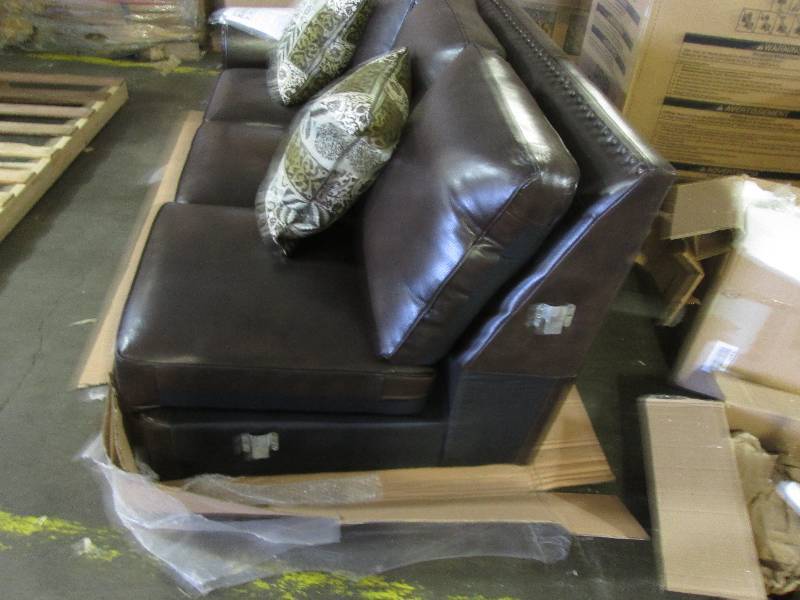 Steve Silver Company Escher Sectional Sofa