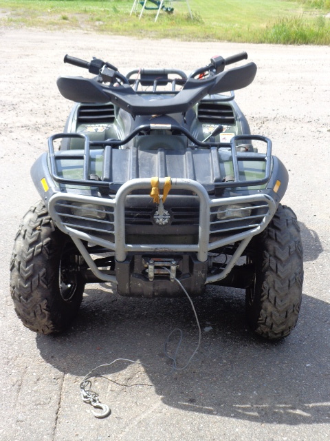 lot 2 image: 2002 Bombardier Four Wheeler