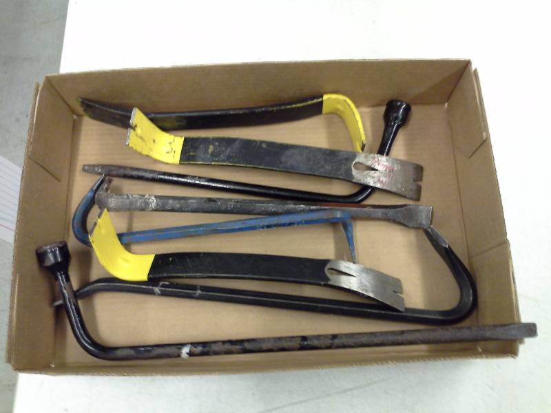 Prying Tools Lot