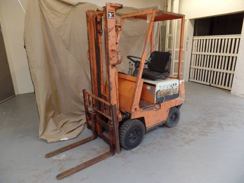 Forklift