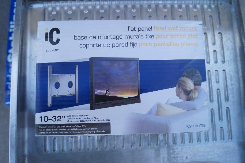 Flat Panel TV Wall Mount
