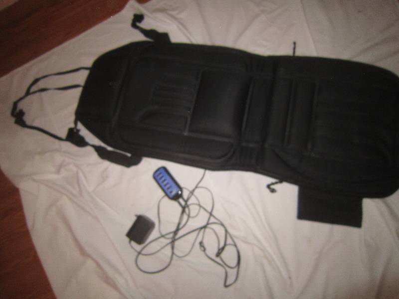 lot 8 image: Massage Chair Pad - Works