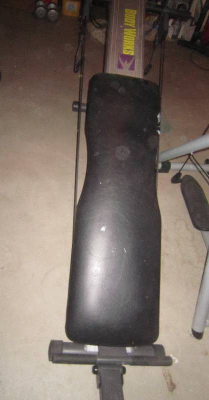 lot 31 image: Complete Body Works 5000 Weider