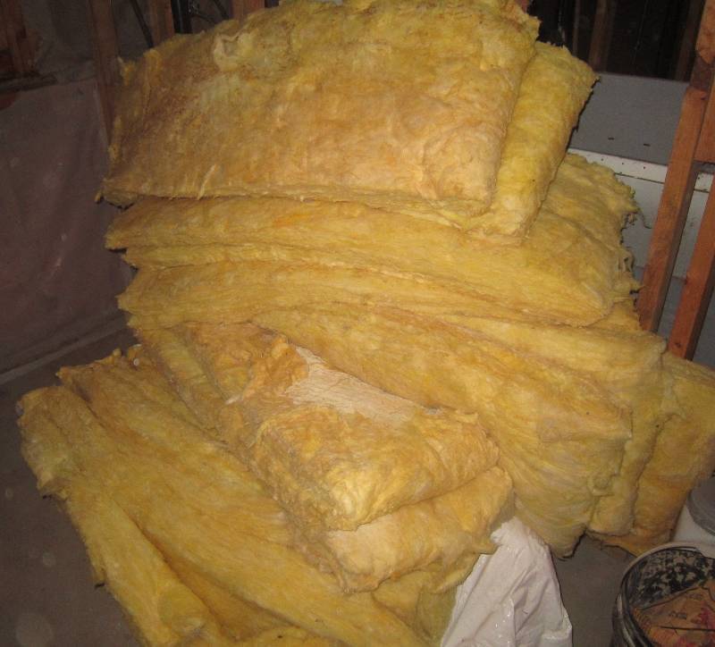 lot 49 image: Lot of Insulation