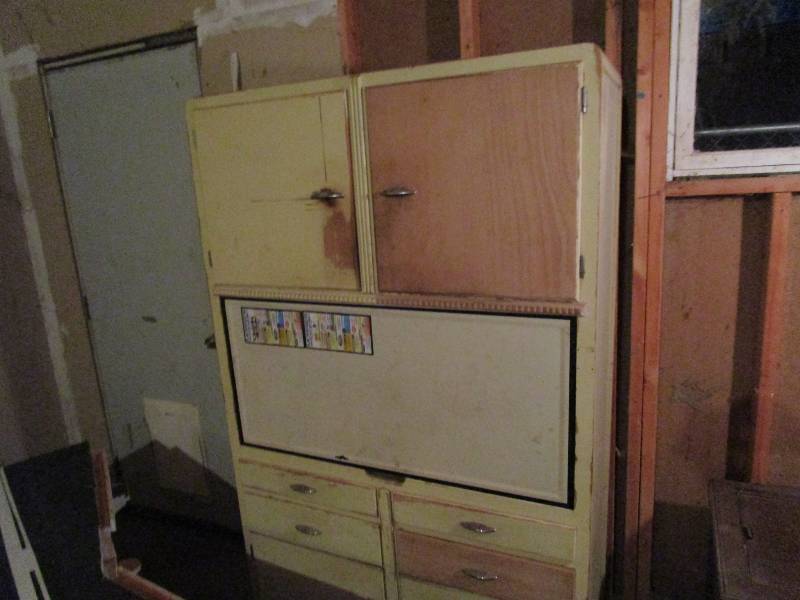 lot 56 image: Vintage Cabinet Hoosier & Floor Cabinet Stereo